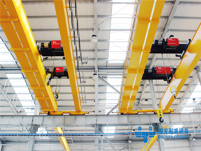 LHE型雙梁雙葫蘆起重機-2.png 雙梁起重機